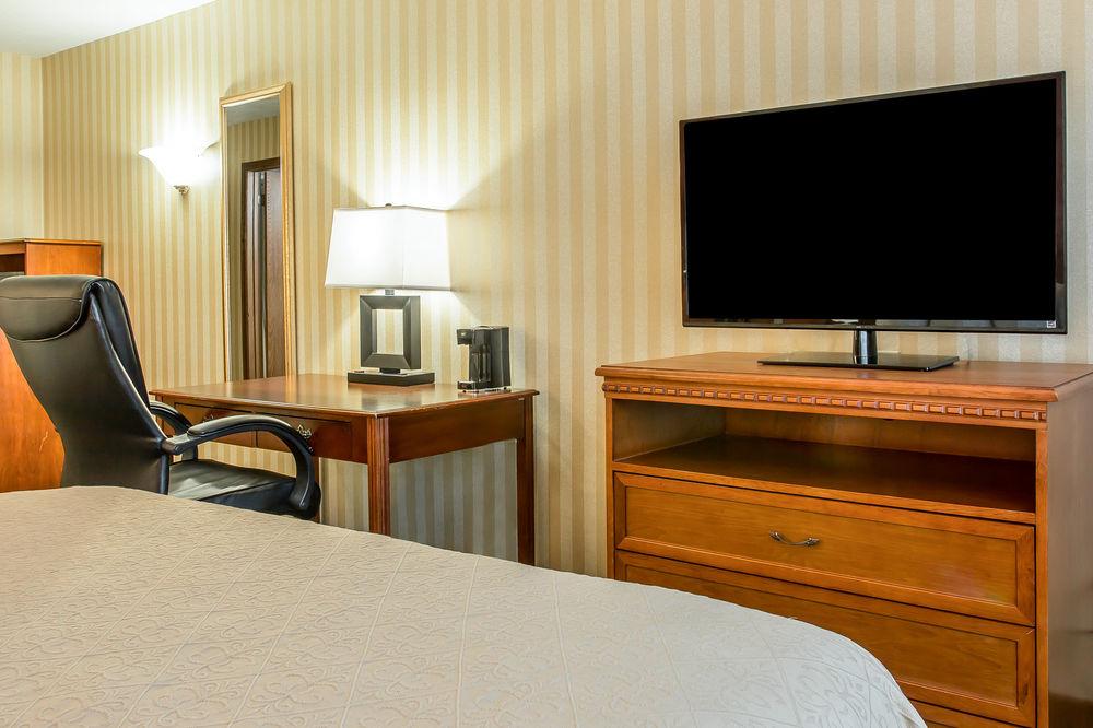 גיילורד Quality Inn מראה חיצוני תמונה