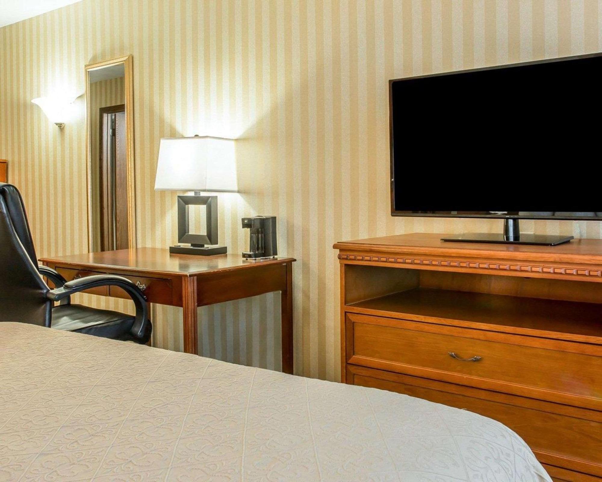 גיילורד Quality Inn מראה חיצוני תמונה